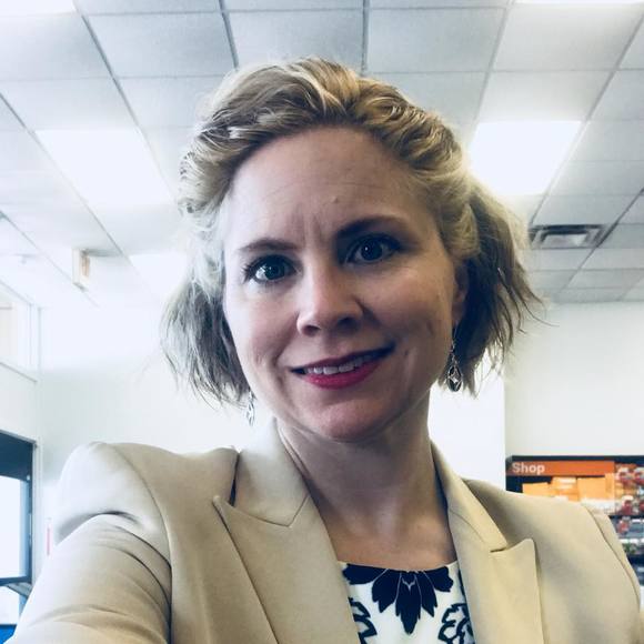 Meet your Posher, Daya - Picture 1 of 1